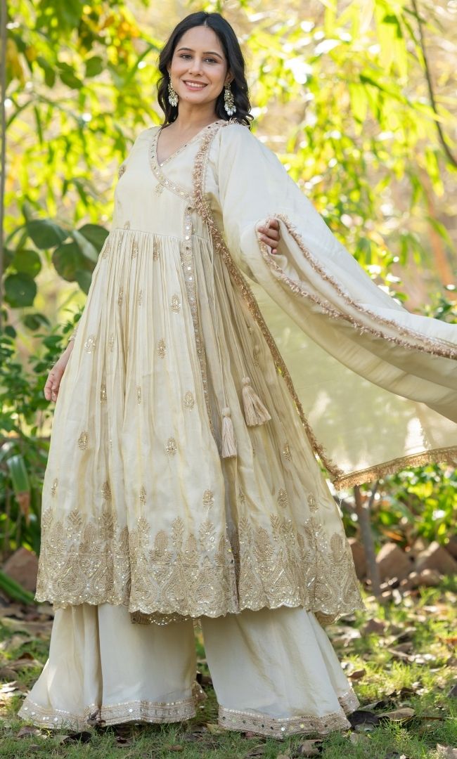 Riwaayat Ivory Tissue Angrakha Set