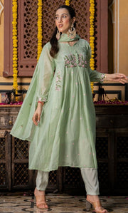 Hivara Green Suit Set