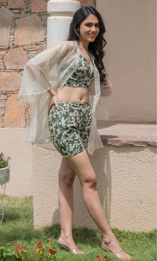 GREEN FLORAL SHRUG SET