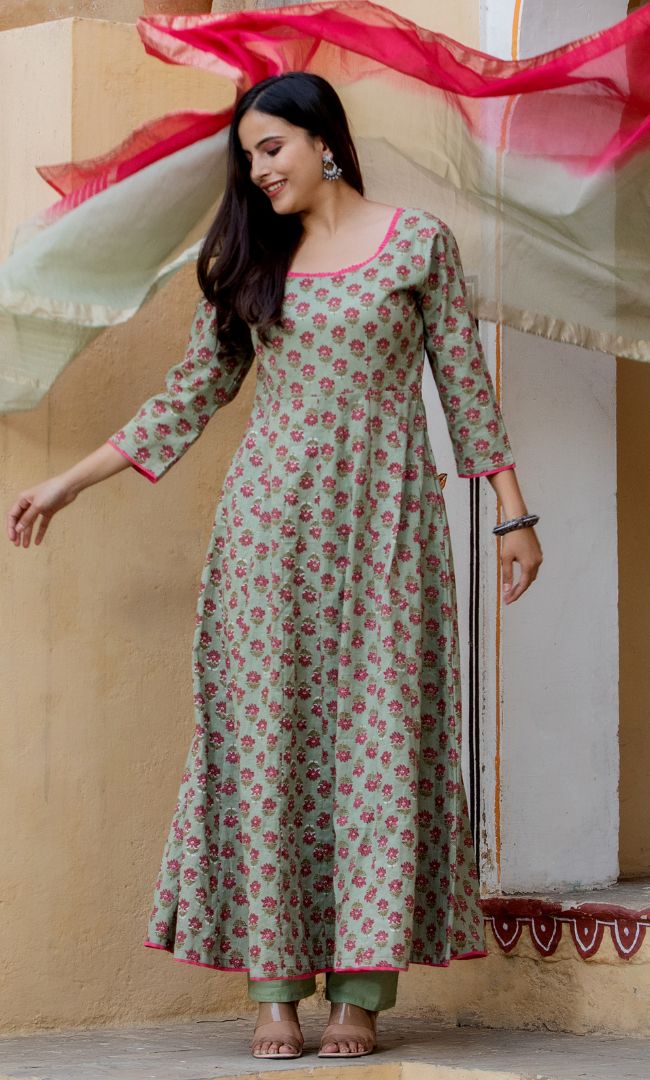OLIVE GREEN LOOP ANARKALI KURTA PANT WITH DUPATTA SET