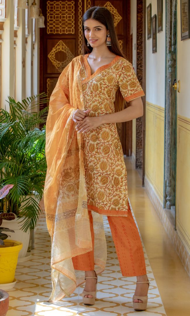 BEIGE BLOSSOM PRINTED KURTA SET