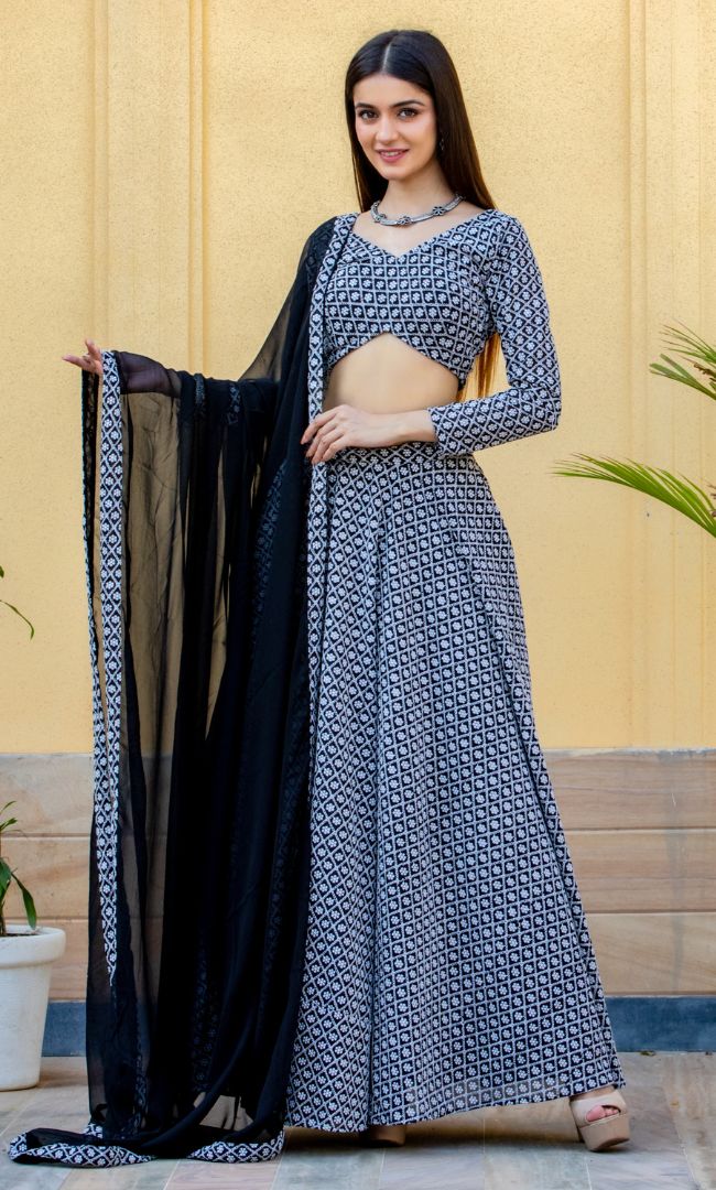 BLACK EMBROIDERED LEHENGA SET