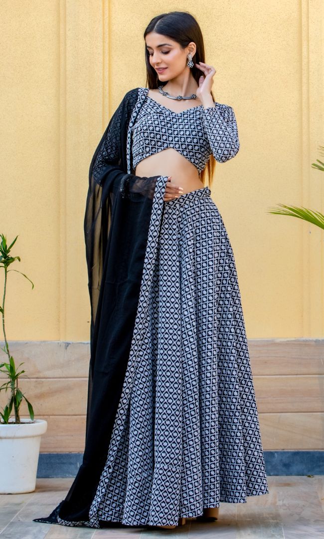 BLACK EMBROIDERED LEHENGA SET