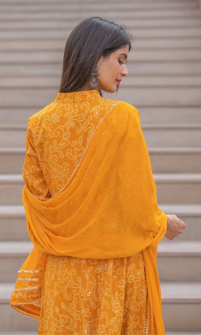 HALDI BANDHANI ANARKALI SET