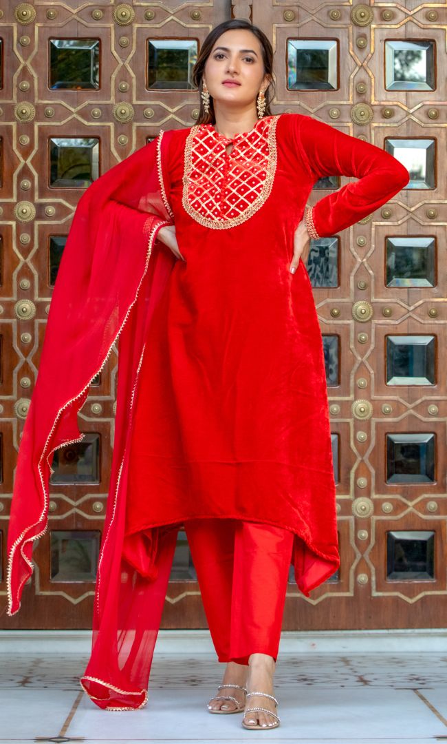 ROSE RED VELVET KURTA SET