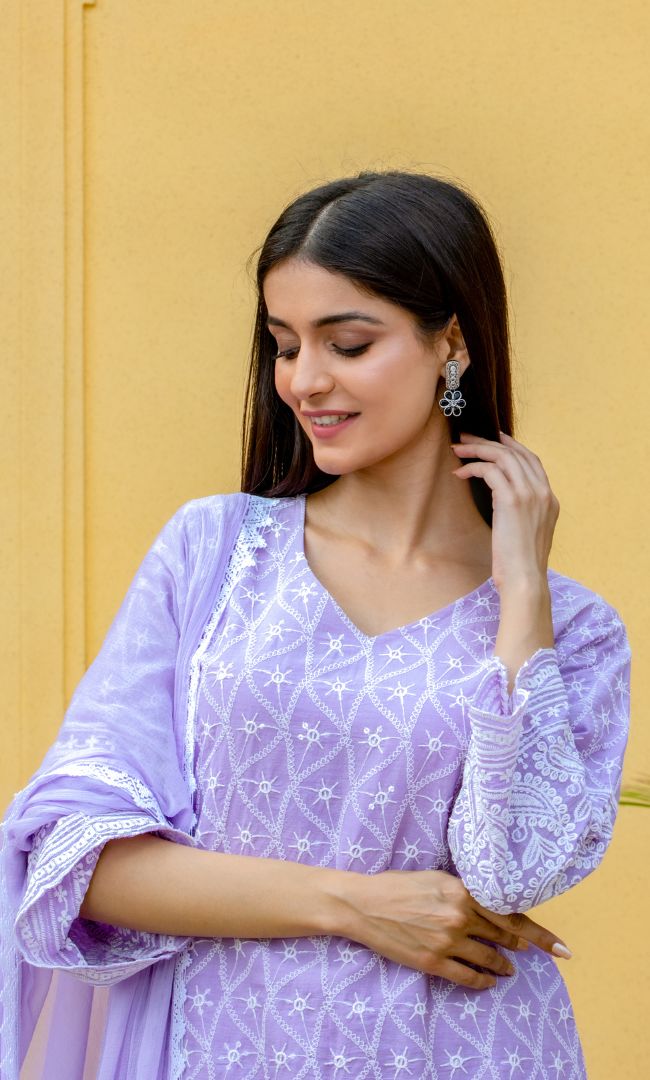 LILAC CHIKANKARI KURTA