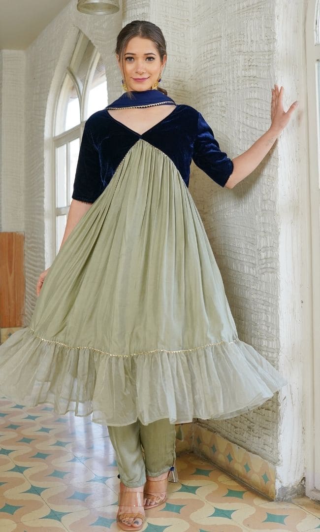 TAUPE BLUES RUFFLED KURTA PANT WITH DUPATTA SET