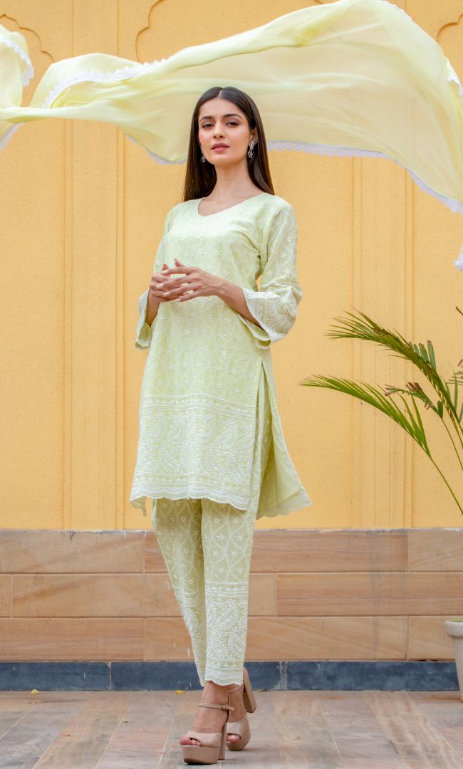 PASTEL GREEN CHIKANKARI KURTA
