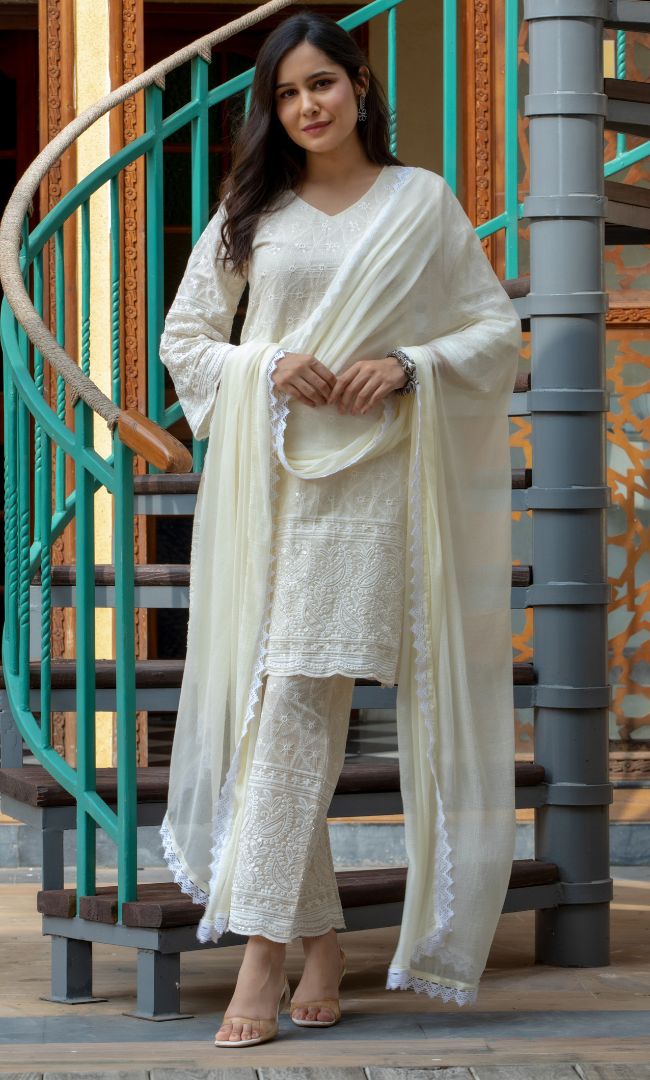 OFF WHITE CHIKANKARI KURTA