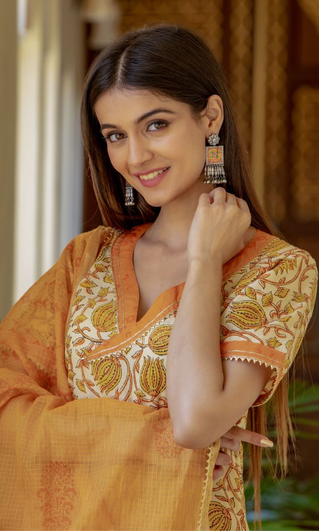 BEIGE BLOSSOM PRINTED KURTA SET