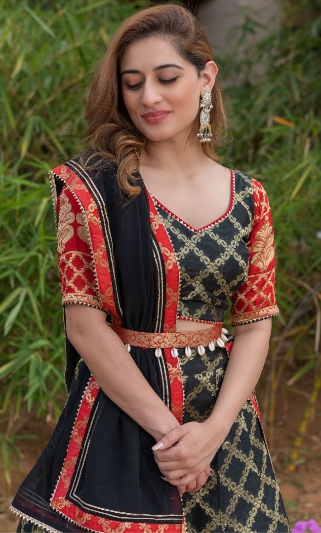 OMBRE BLACK LEHENGA SET