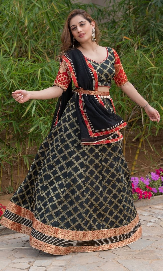OMBRE BLACK LEHENGA SET