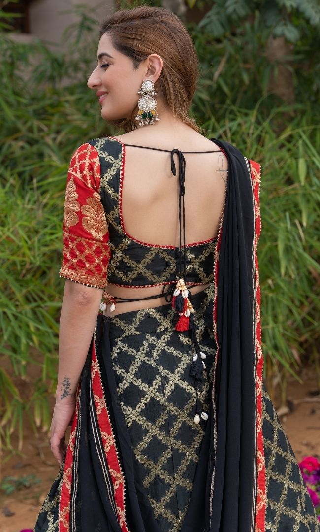 OMBRE BLACK LEHENGA SET