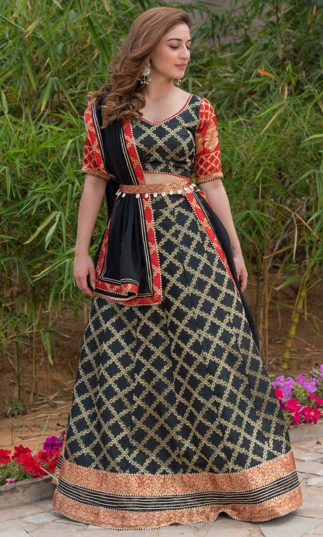 OMBRE BLACK LEHENGA SET
