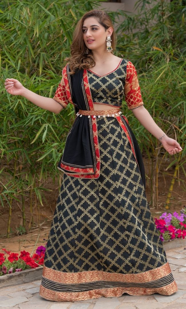 OMBRE BLACK LEHENGA SET