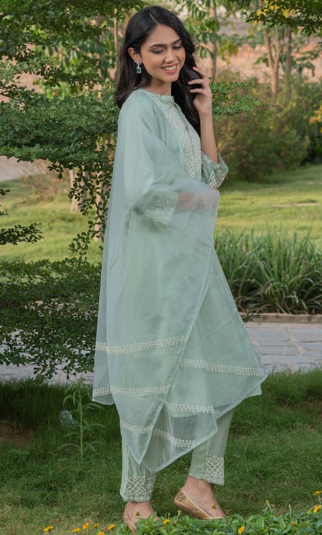 ELAICHI GREEN HANDWORK KURTA SET