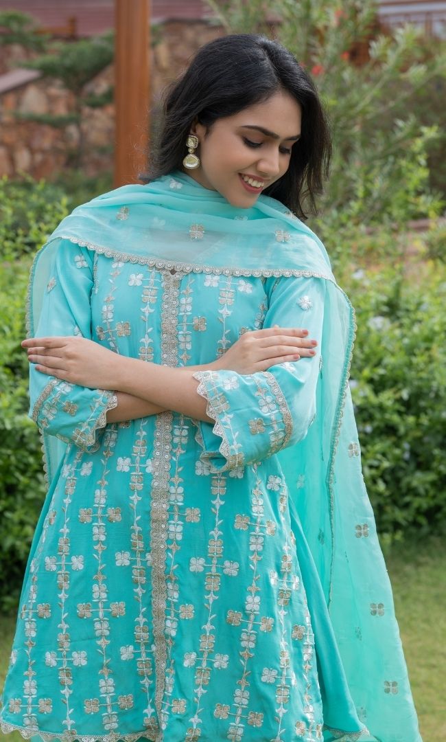 OMBRE GREEN EMBROIDERED SUIT SET