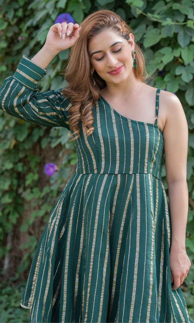 GROWING GREEN ONE SHOULDER CO-ORD SET