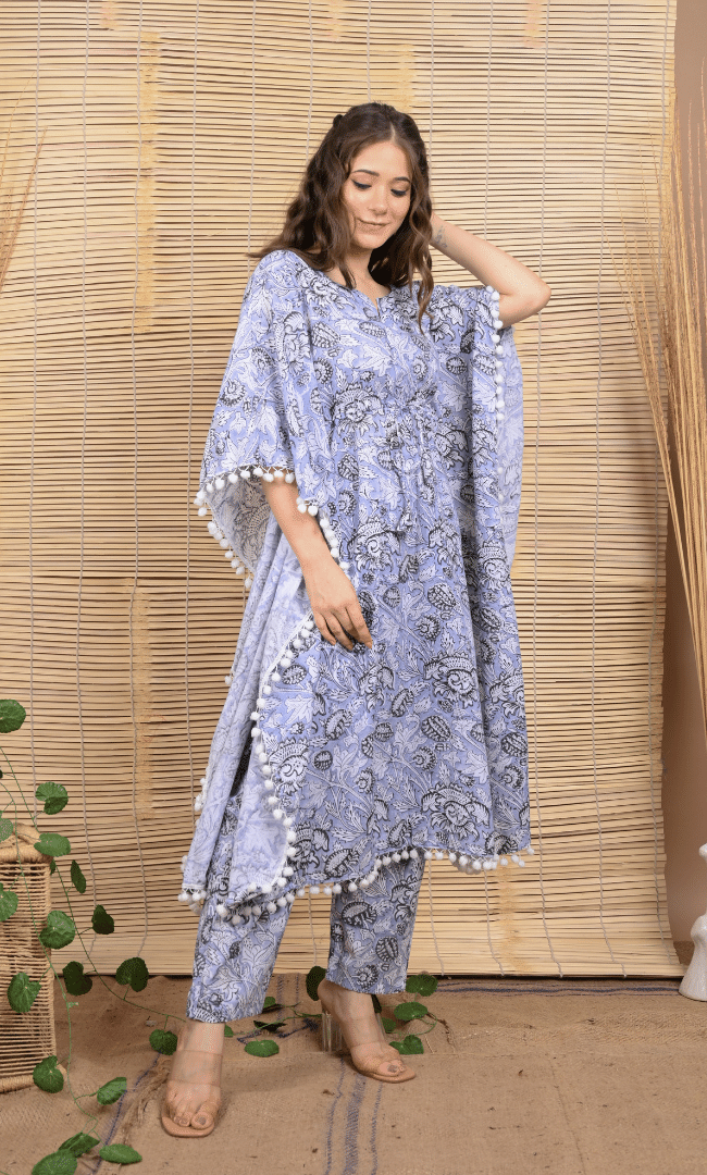 COROLINO KAFTAN POM POM SET