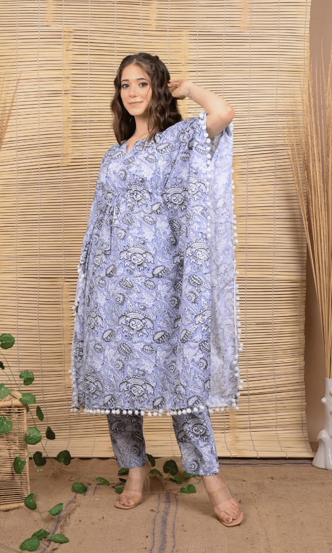COROLINO KAFTAN POM POM SET